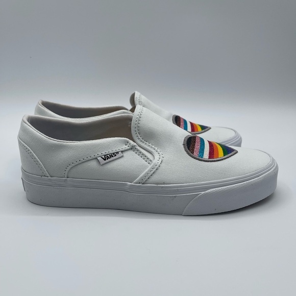 Vans Pride Asher Slip-On Rainbow Heart Shoes Women’s 6 - VNOA32QM588 - Picture 1 of 9